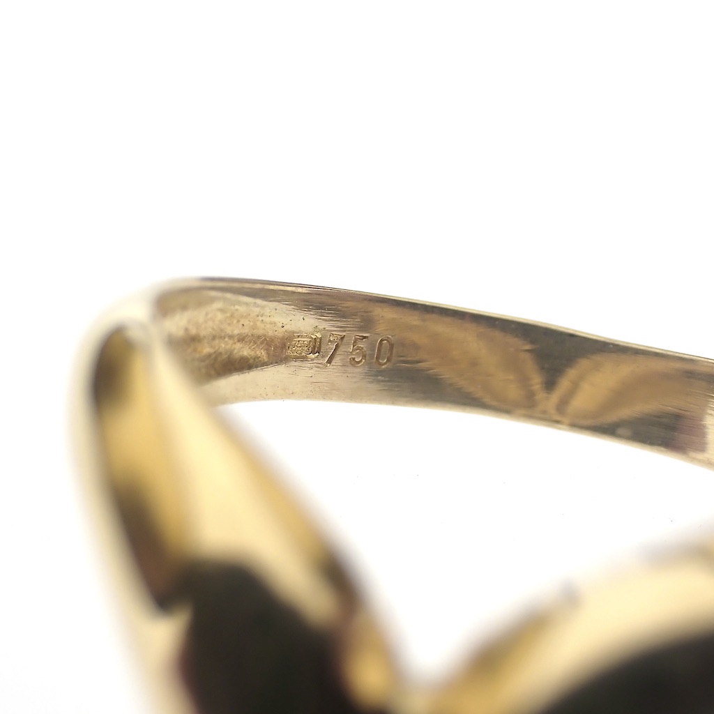 18 Krt. Gouden V-vorm ring diamant | 0,15 ct. Juweelwinkel.nl