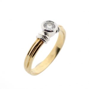 18 karaat bicolor wit- en geelgoud ring met diamant
