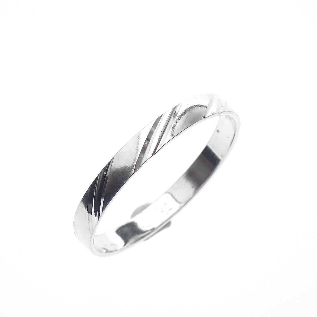 paneel woensdag maak het plat Zilveren ring met diagonaal reliëf | Heren - Juweelwinkel.nl