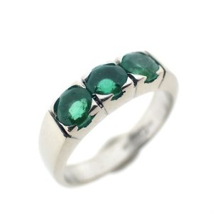witgouden ring smaragd