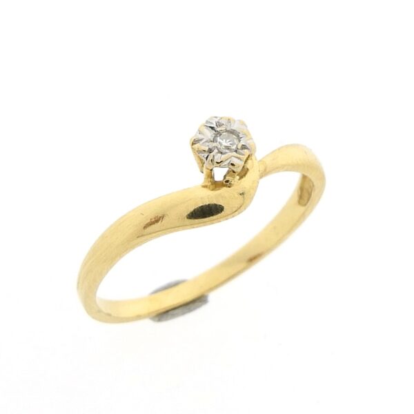 14 karaat geelgouden solitair ring met 0,02 ct. diamant