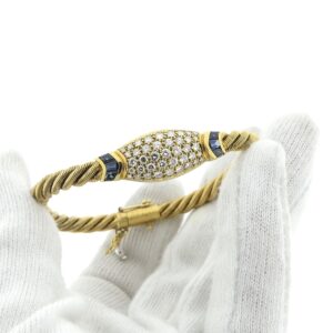 18 karaat gouden Wellendorff armband met diamant en saffier