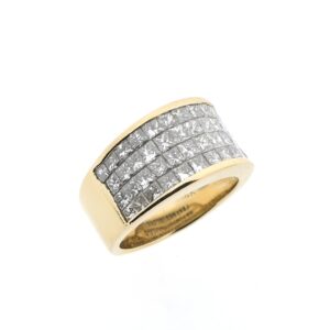 14 karaat exclusieve brede gouden ring met Princess cut diamanten van totaal 4,16 ct.
