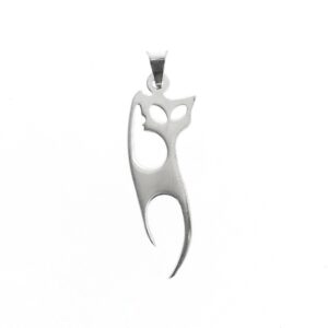 zilveren hanger van een abstracte vorm gegeven kat