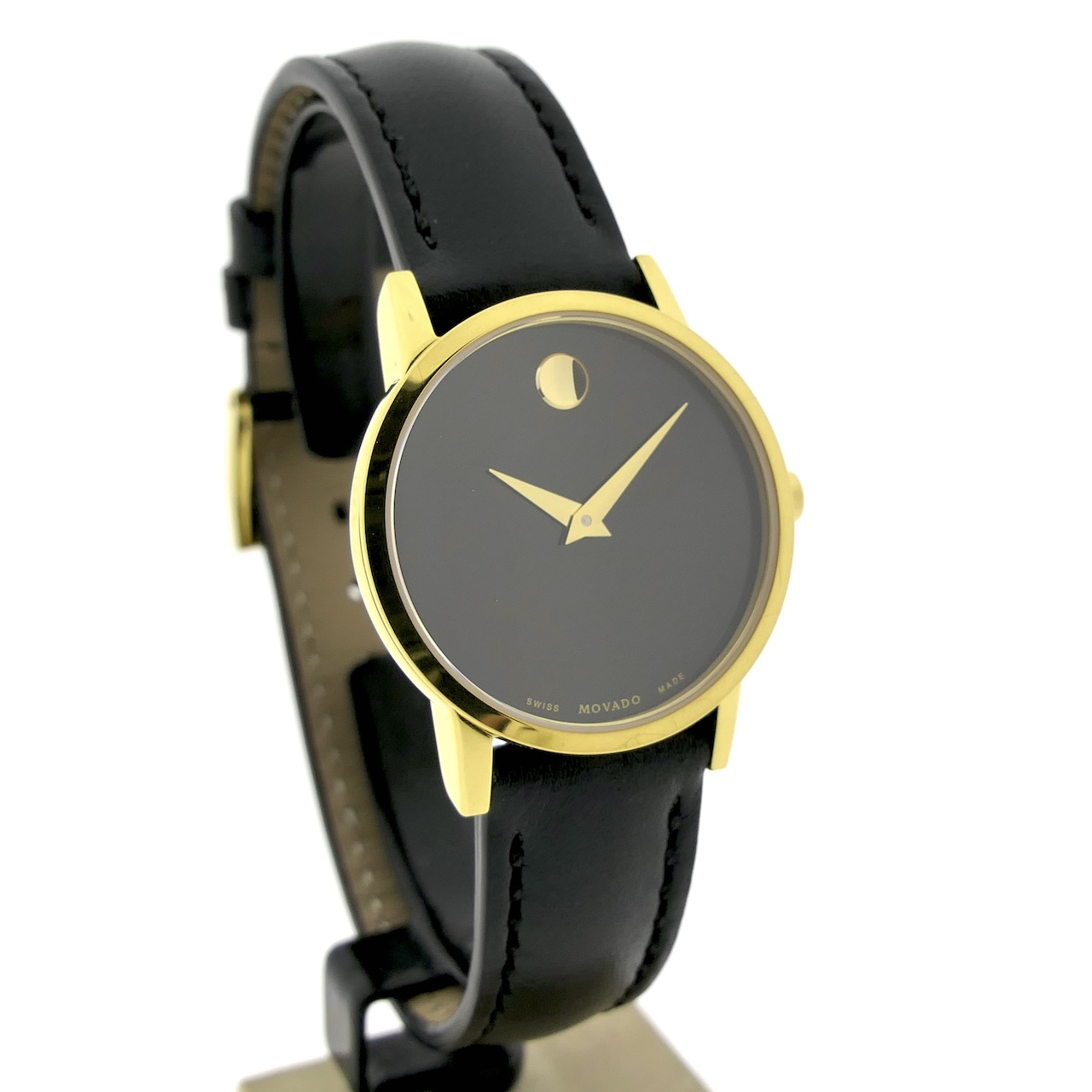 https://www.juweelwinkel.nl/wp-content/uploads/2024/05/Movado-Museum-0607564-Museum-Classic-Watch_2.jpg