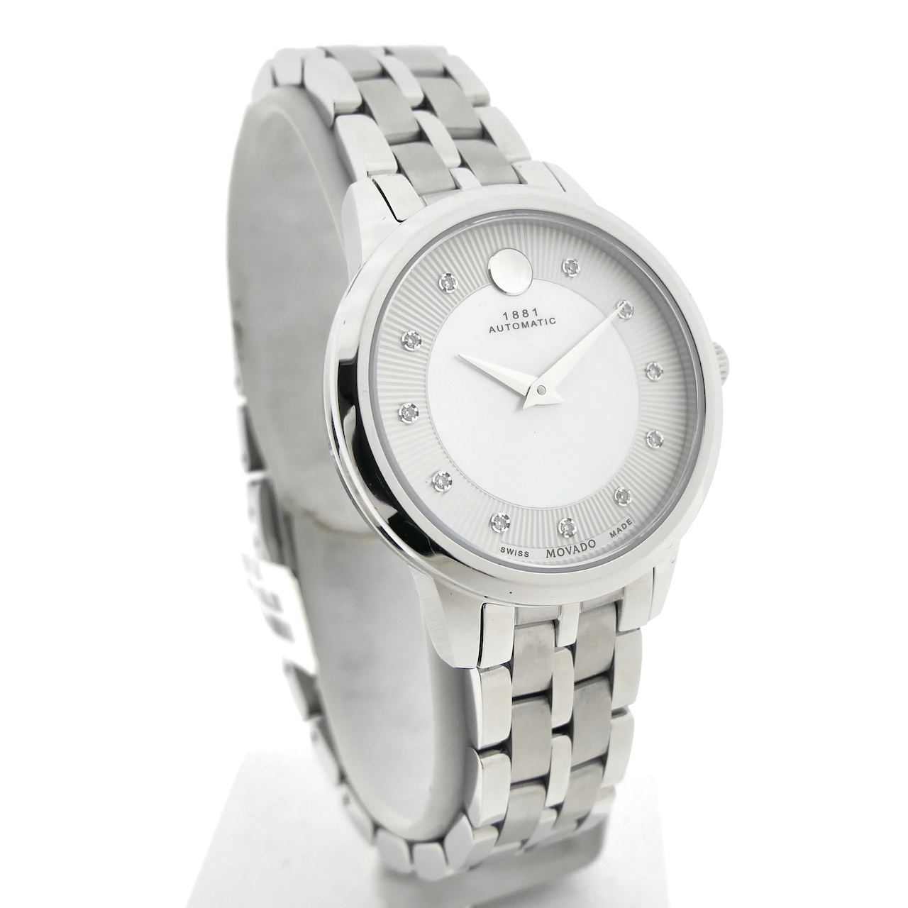 https://www.juweelwinkel.nl/wp-content/uploads/2024/05/Movado_1881_Automatic_MOP_0607486_2.jpg