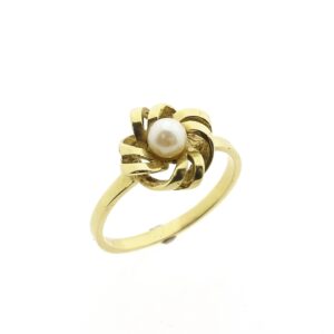 14 karaat gouden ring met parel