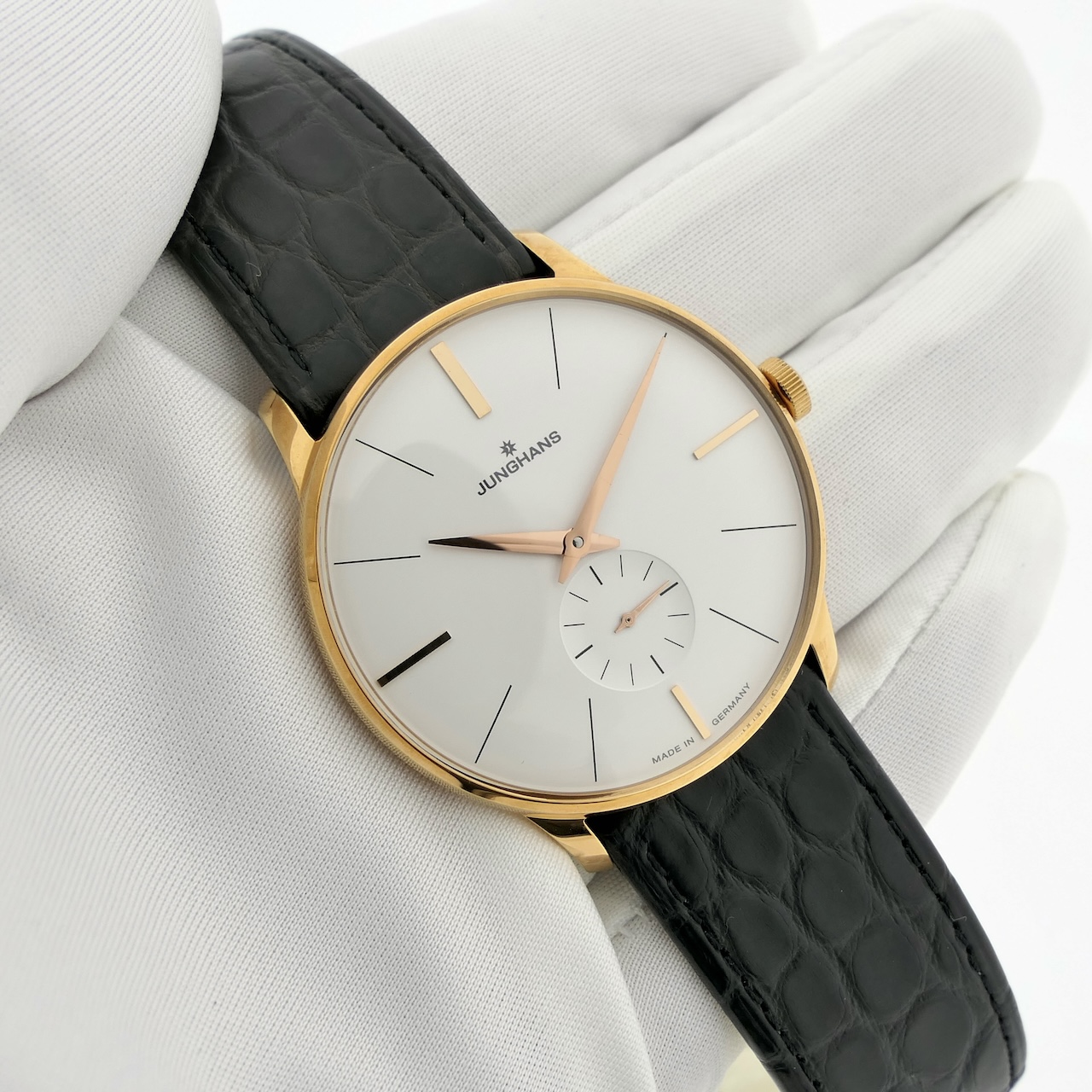 https://www.juweelwinkel.nl/wp-content/uploads/2024/09/Junghans-Meister-Handaufzug-0275202-10.jpg