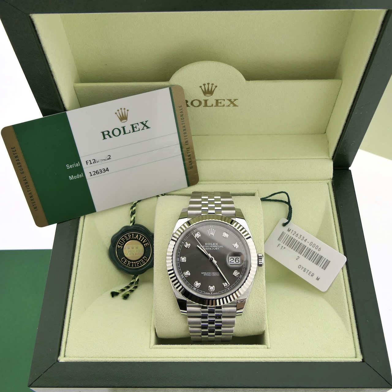 https://www.juweelwinkel.nl/wp-content/uploads/2024/09/Rolex-Datejust-41mm-Rhodium-Diamond-Dial-32.jpg