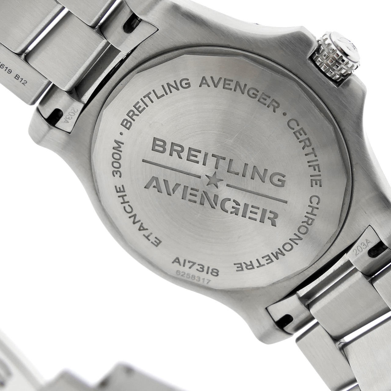 https://www.juweelwinkel.nl/wp-content/uploads/2024/11/Breitling-Avenger-Automatic-43mm-A17318-15-groot.jpeg