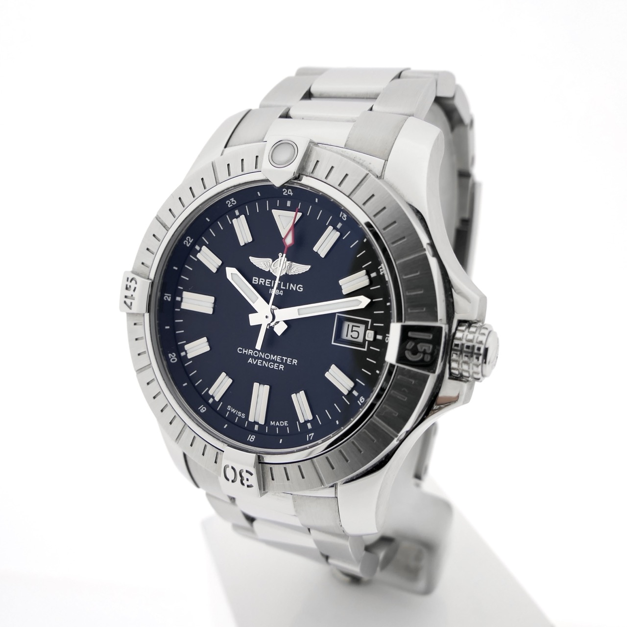 https://www.juweelwinkel.nl/wp-content/uploads/2024/11/Breitling-Avenger-Automatic-43mm-A17318-4-groot.jpeg