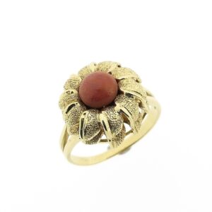 Vintage/antiek 14 karaat gouden ring met bloedkoraal