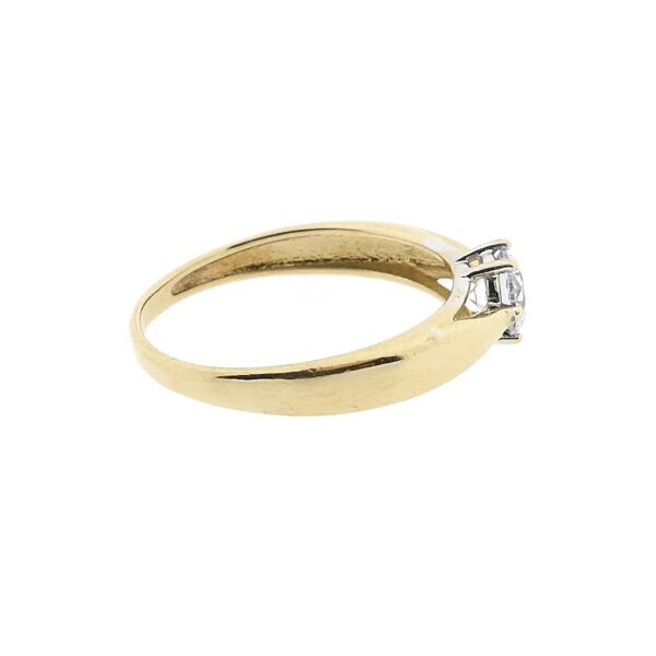 Gouden solitair ring met zirconia