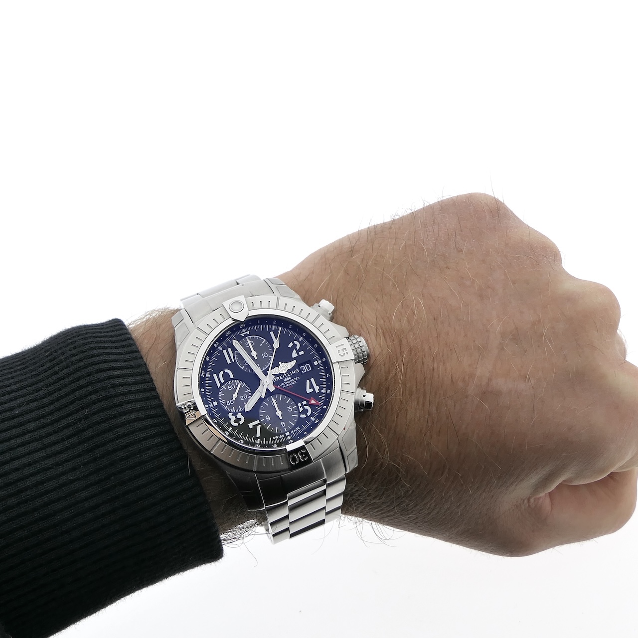 https://www.juweelwinkel.nl/wp-content/uploads/2025/01/Breitling-Avenger-Chronograph-GMT-45-A24315-14.jpg