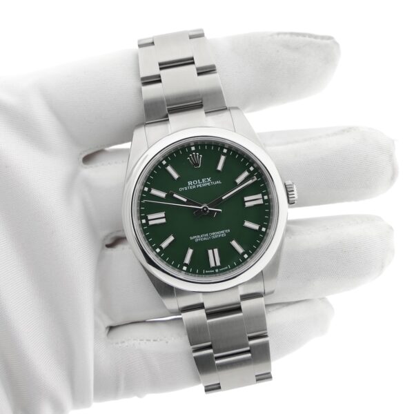 Rolex Oyster Perpetual 41 'Green' 124300; Automatisch heren horloge