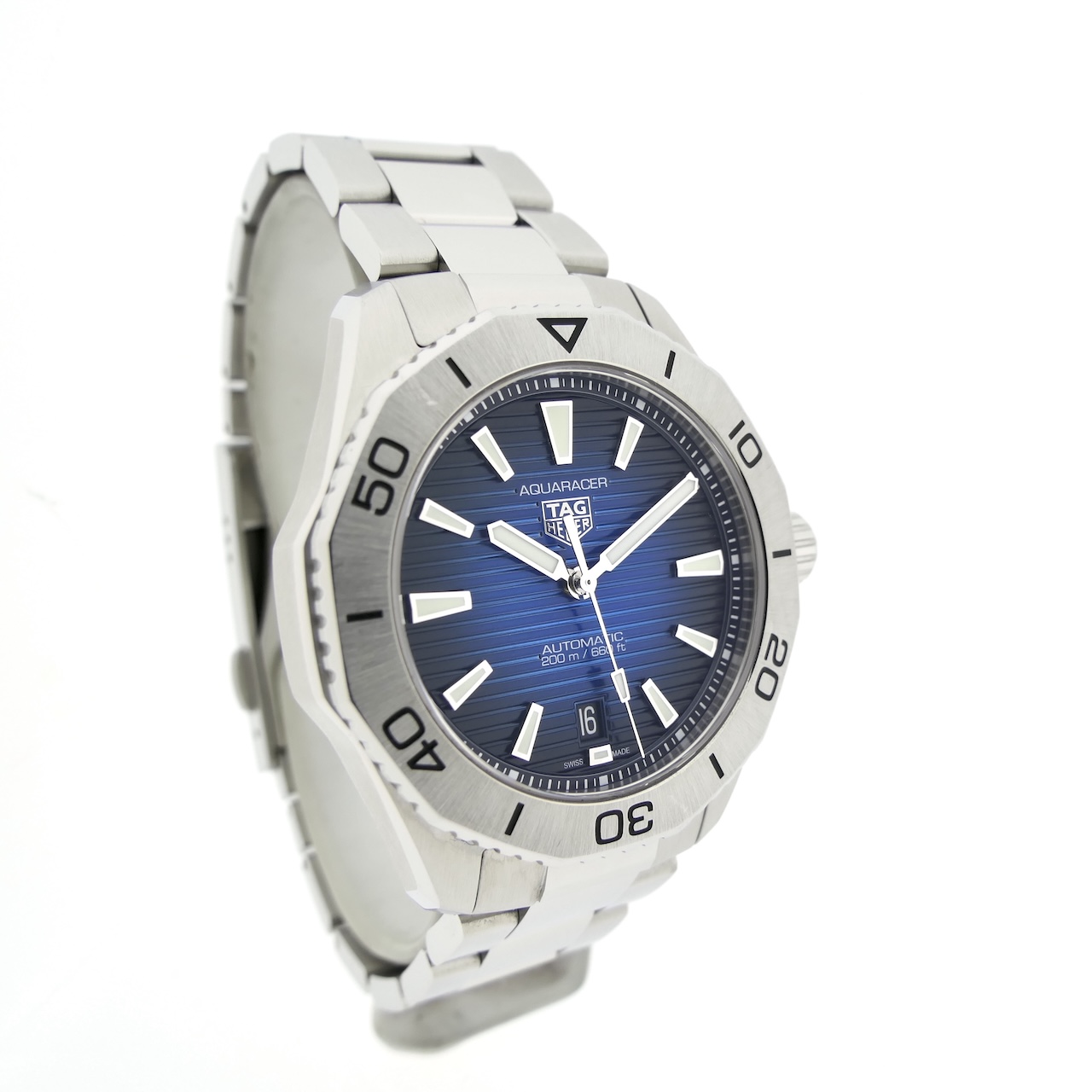 https://www.juweelwinkel.nl/wp-content/uploads/2025/01/TAG-Heuer-Aquaracer-Automatic-WBP2111.BA0627-4.jpg