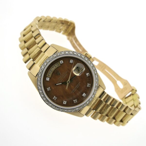 Rolex Day-Date ‘Wood Dial’ 18038; 18k. Gouden heren horloge met diamanten