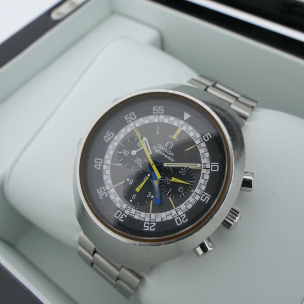 Omega Flightmaster 145.036; Vintage chronograaf piloten horloge