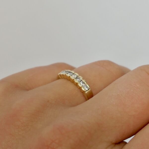 Gouden rijring met diamant | 0,28 ct.