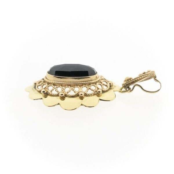Vintage gouden hanger met granaat