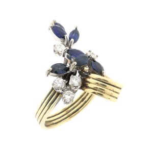 14 karaat gouden ring gezet met totaal 0,35 ct.