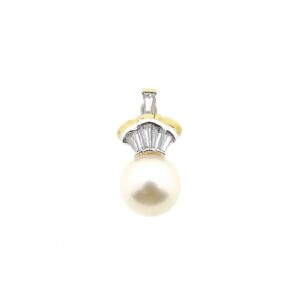 18 Krt. Gouden hanger met parel en diamant | 0,24 ct.