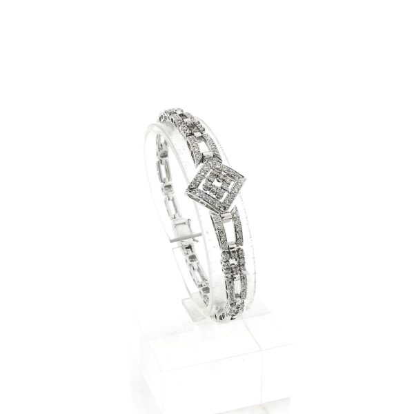 Exclusief 18 karaat witgouden armband met diamanten