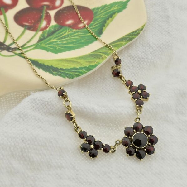 Gouden collier met granaat stenen | 47 cm