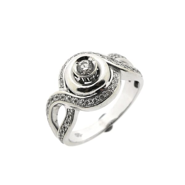 Luxe 14 karaat witgouden ring met diamant